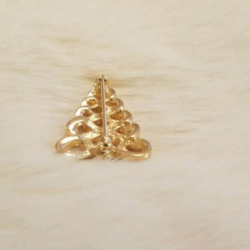 Vintage Avon Christmas Tree Brooch Pin Rhinestone Gold Tone Modernist MCM 4694